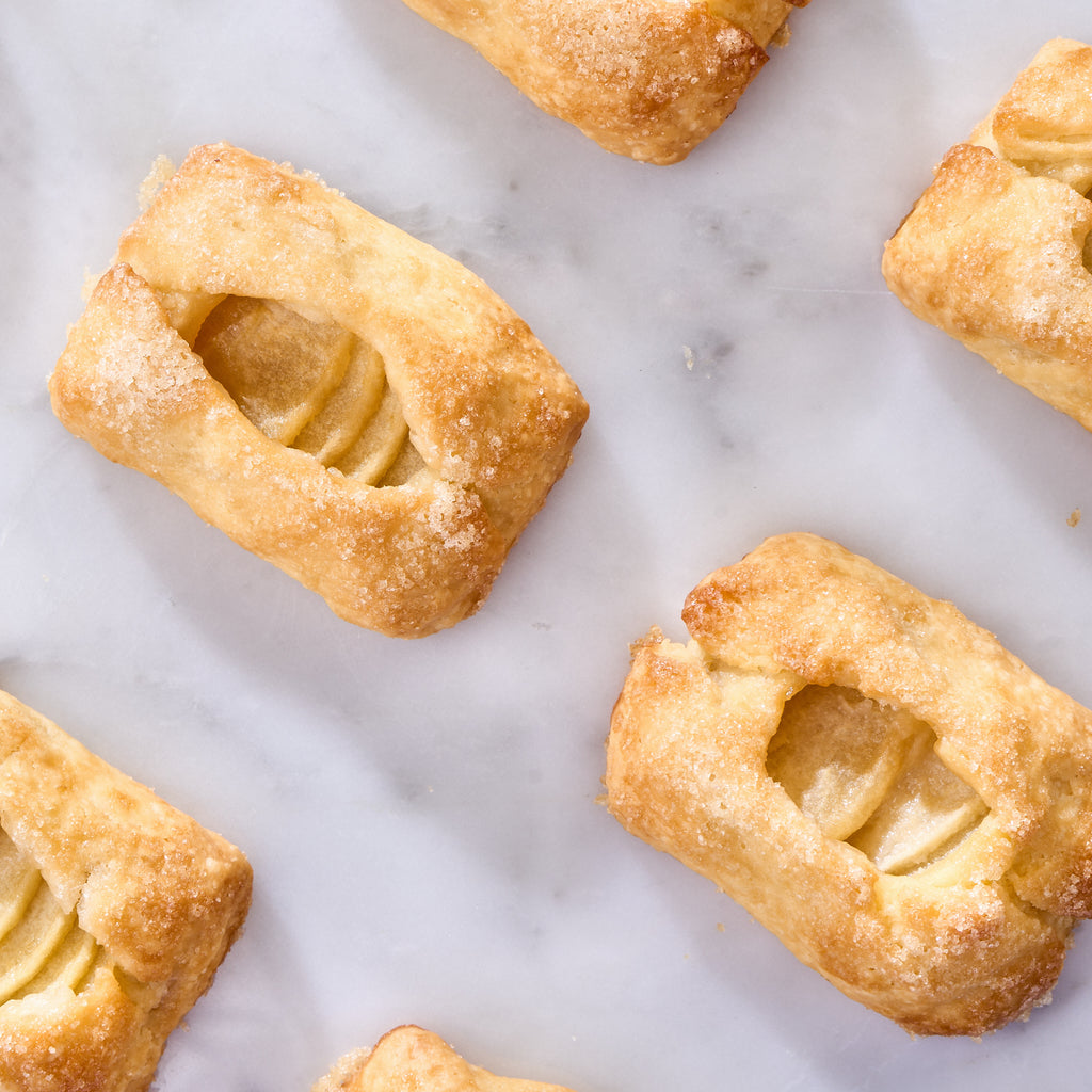 Petite Apple Galette  🌿 | Box of 12