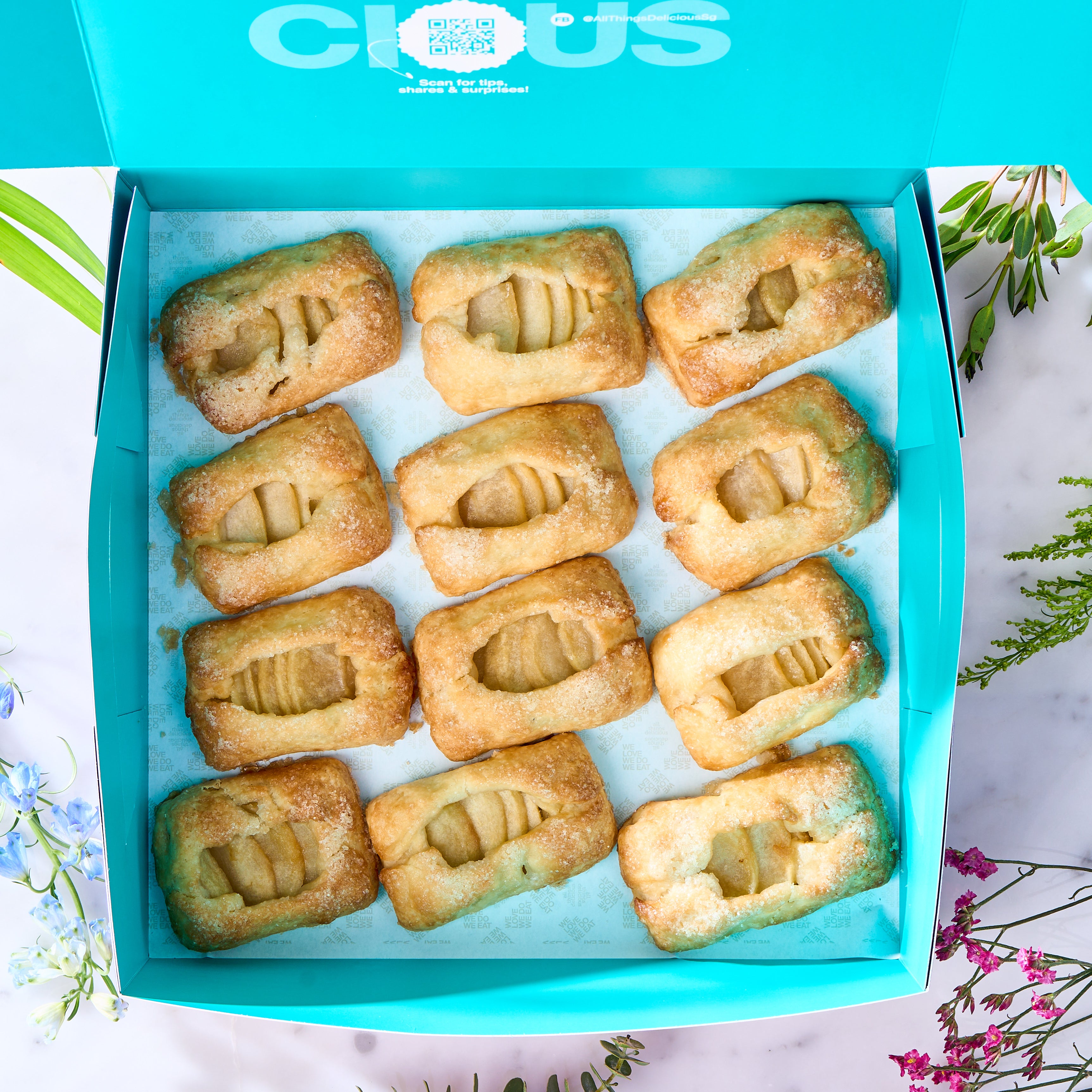 Petite Apple Galette  🌿 | Box of 12
