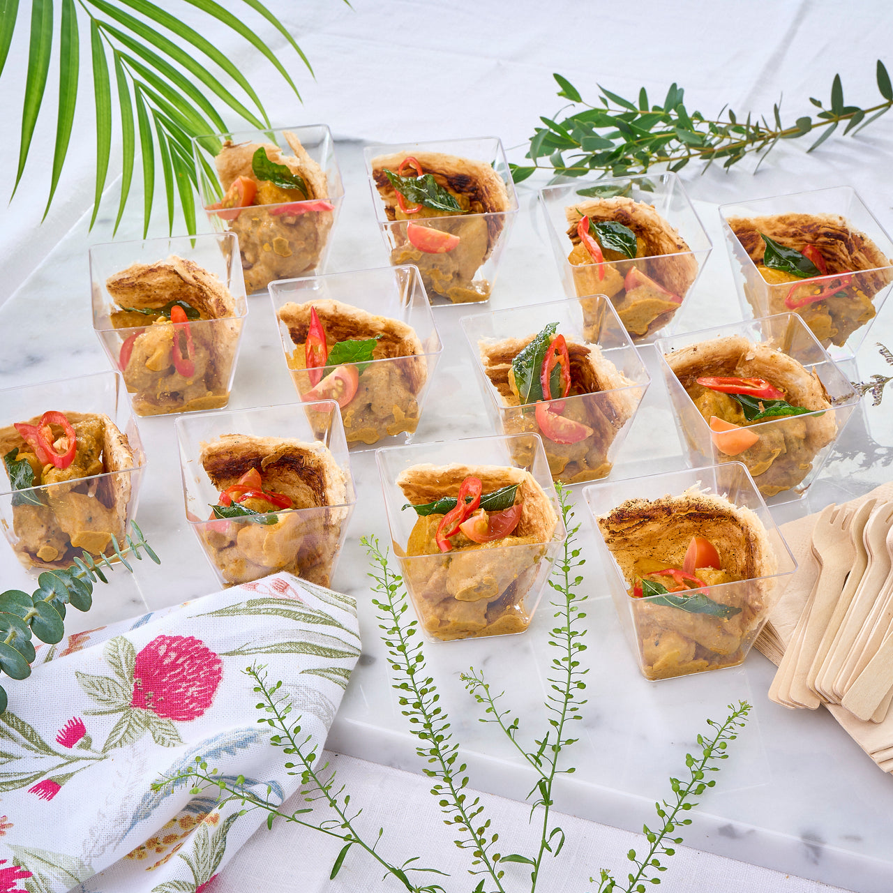 Chicken Curry with Prata (Box of 12)