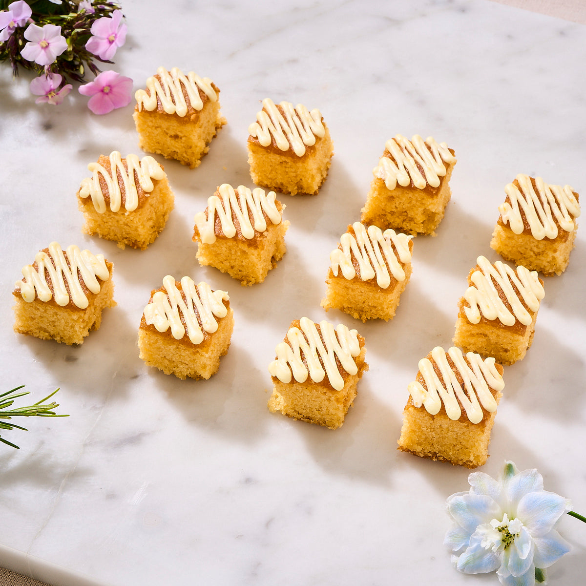 Mini Cakes (Box of 36)