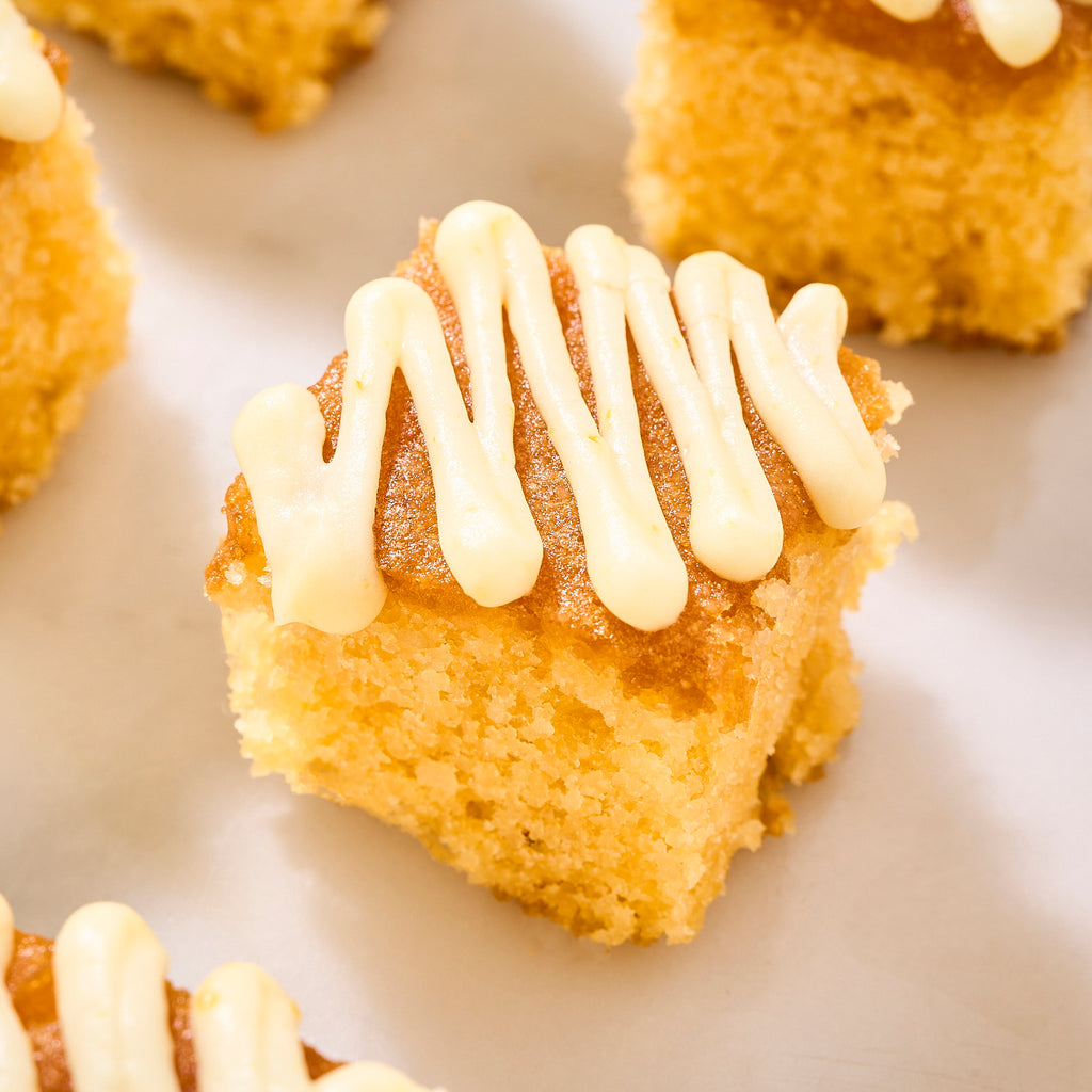 Mini Cakes (Box of 36)
