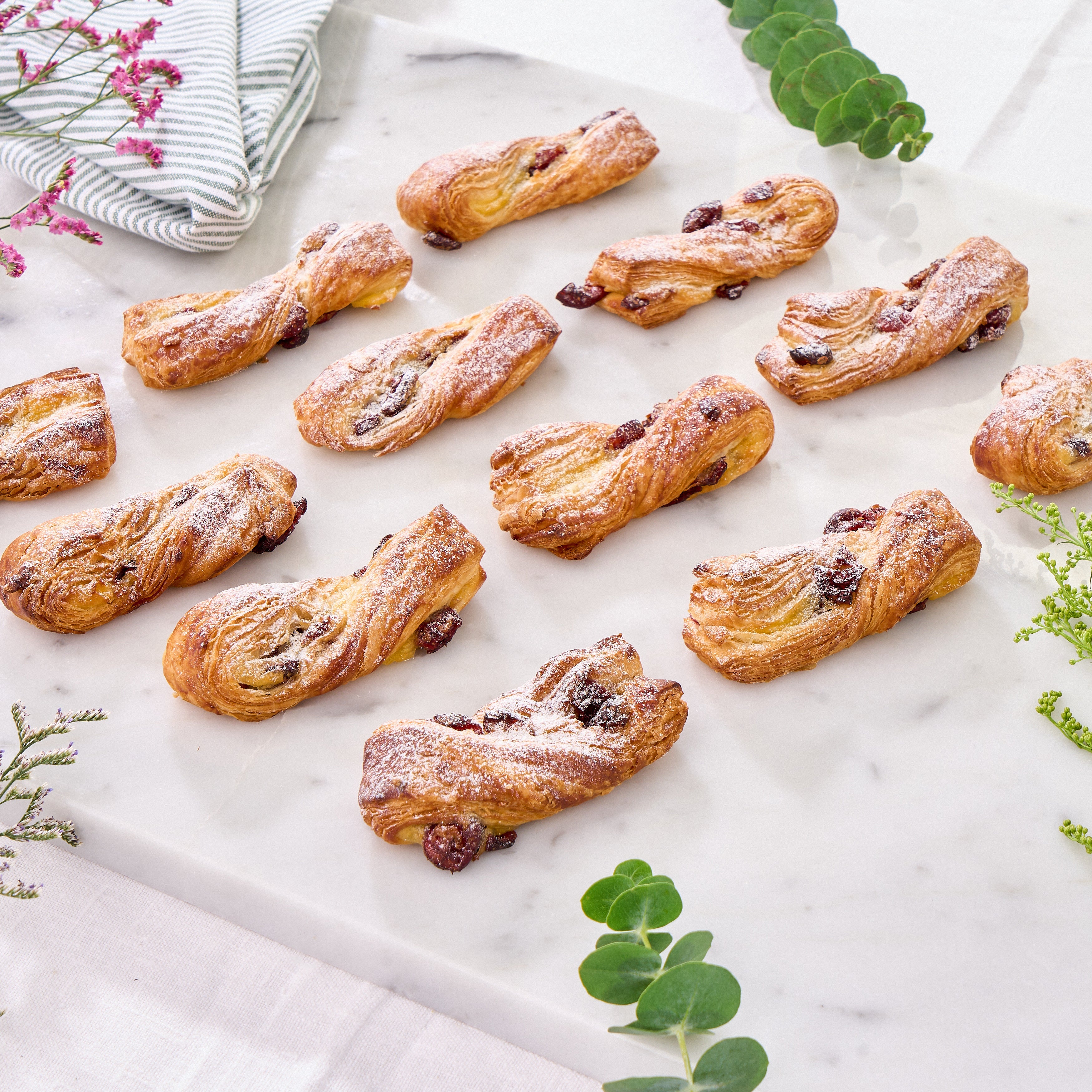 Assorted Breakfast Viennoiseries (For 18-24 Persons)