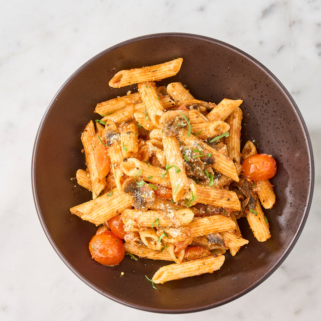 Cherry Tomatoes Pasta Bowl  🌿