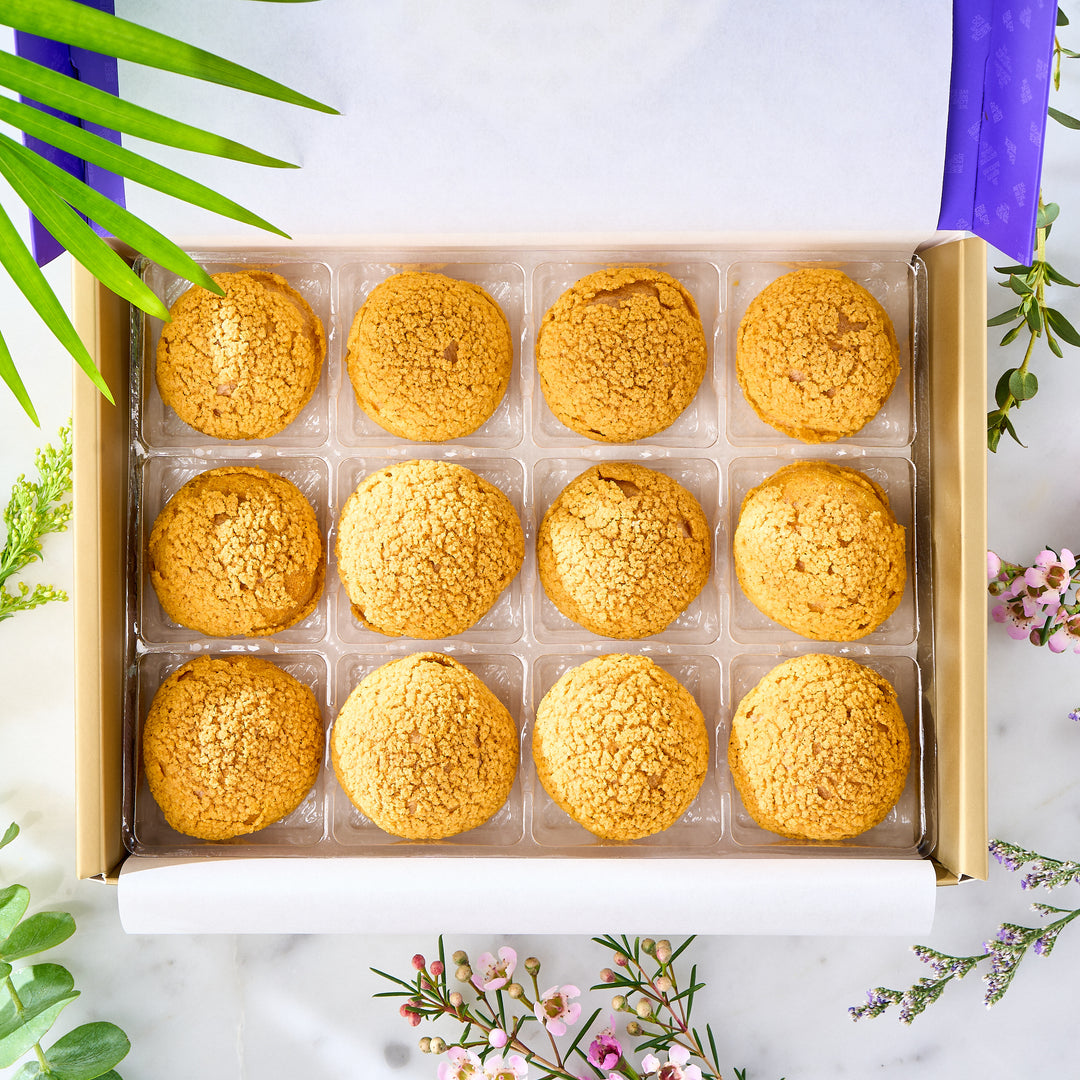 Choux Puff Gift Box - Pengat Cempedak