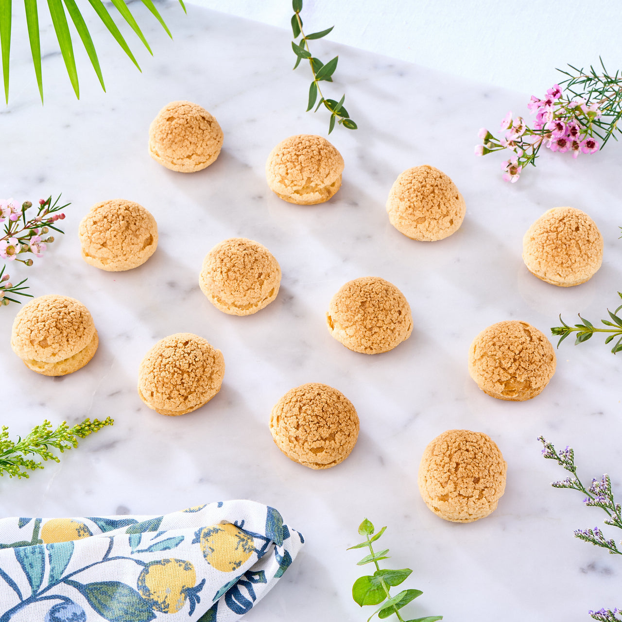 Choux Puff Gift Box - Pengat Durian