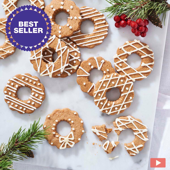 Gingerbread Wreath Cookies