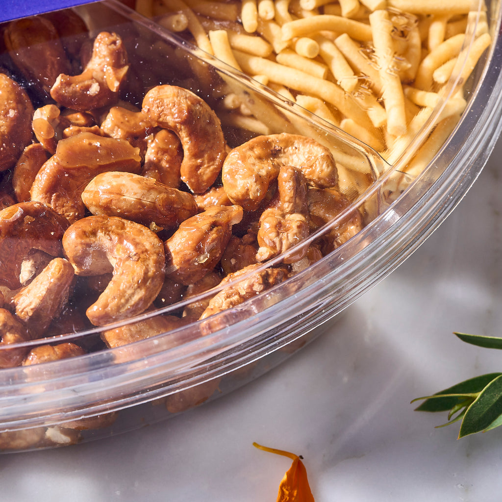 Deepavali Nuts & Snacks Tray (V)