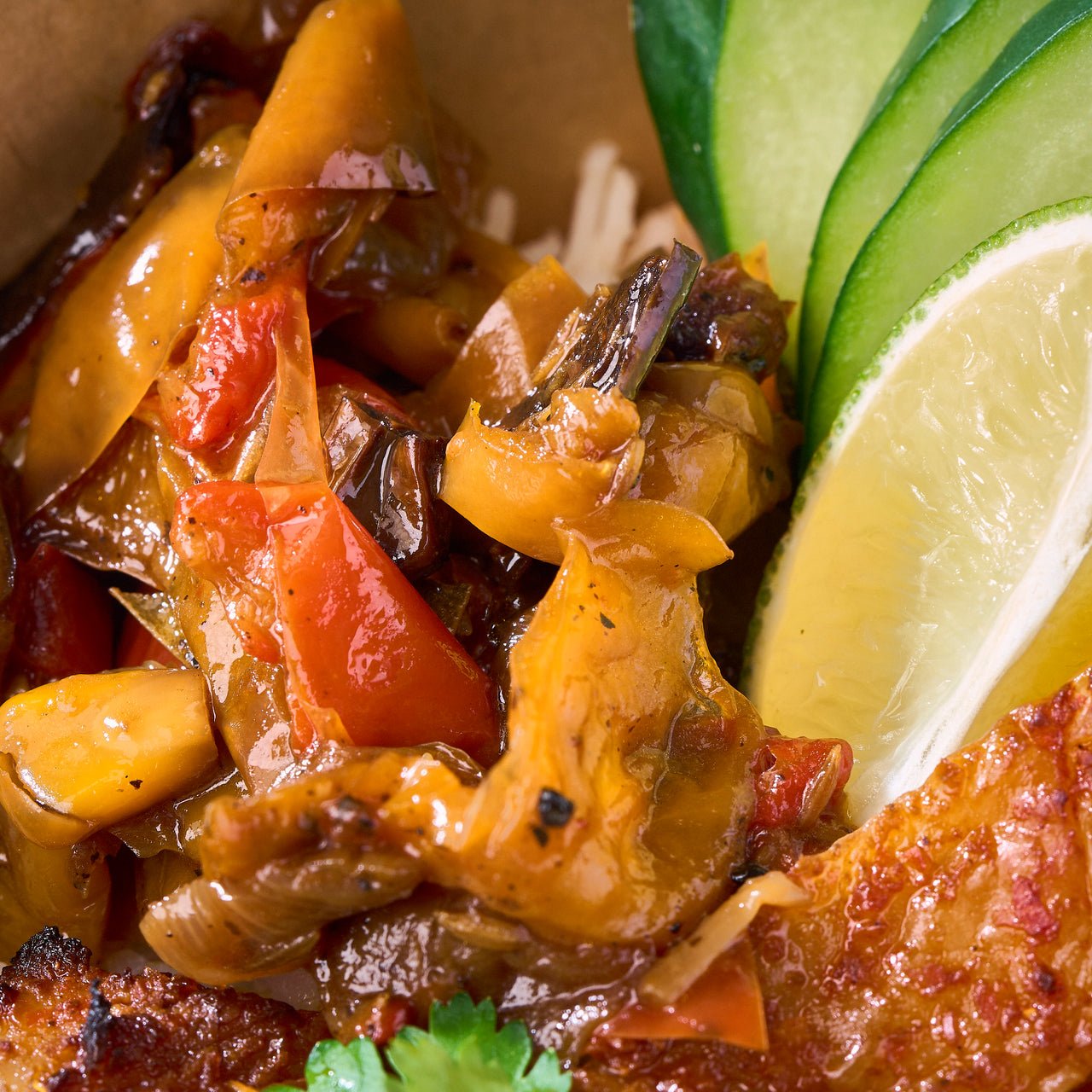 Harissa Chicken Rice Bowl