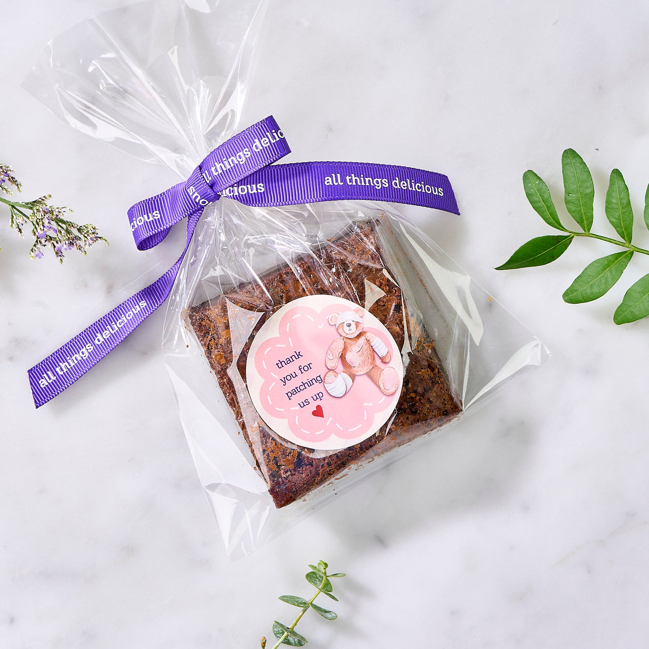 Nurses' Day: Slice Cake Gift Pack