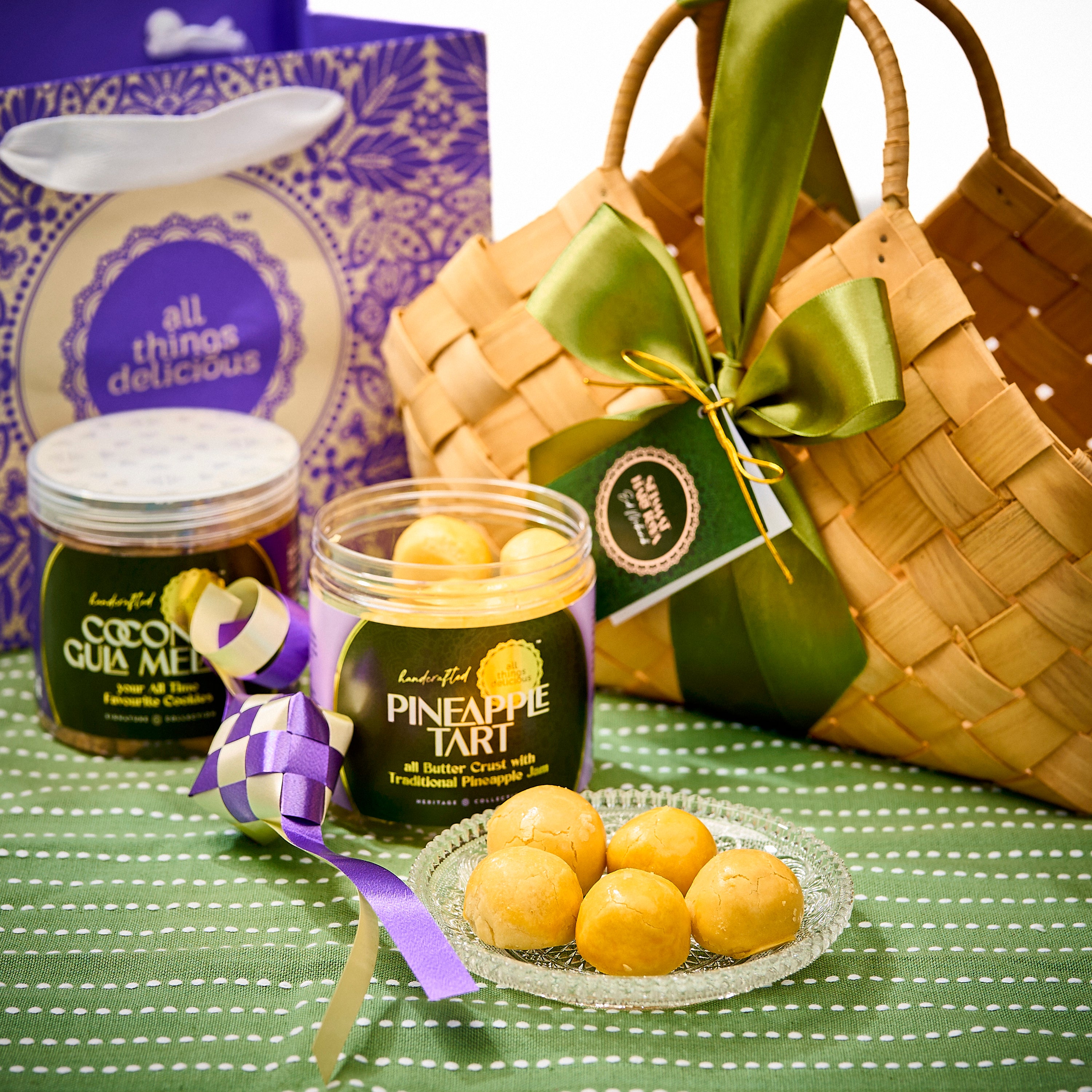 Raya Delight Gift Bag