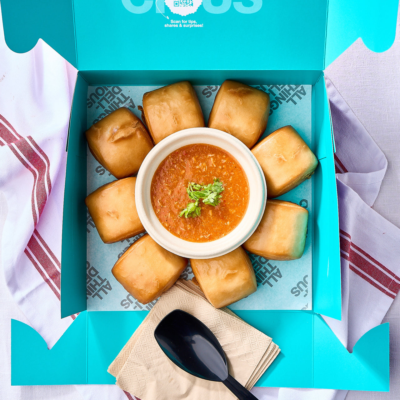 Singapore Chilli crab dip with Mantou