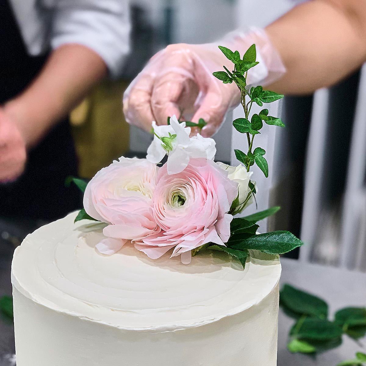 Halal Wedding Cakes In Singapore: 7 Stores To Get Them!