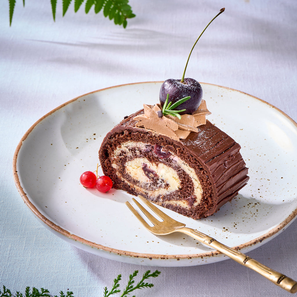 Chocolate Cherry Swirl Log Cake