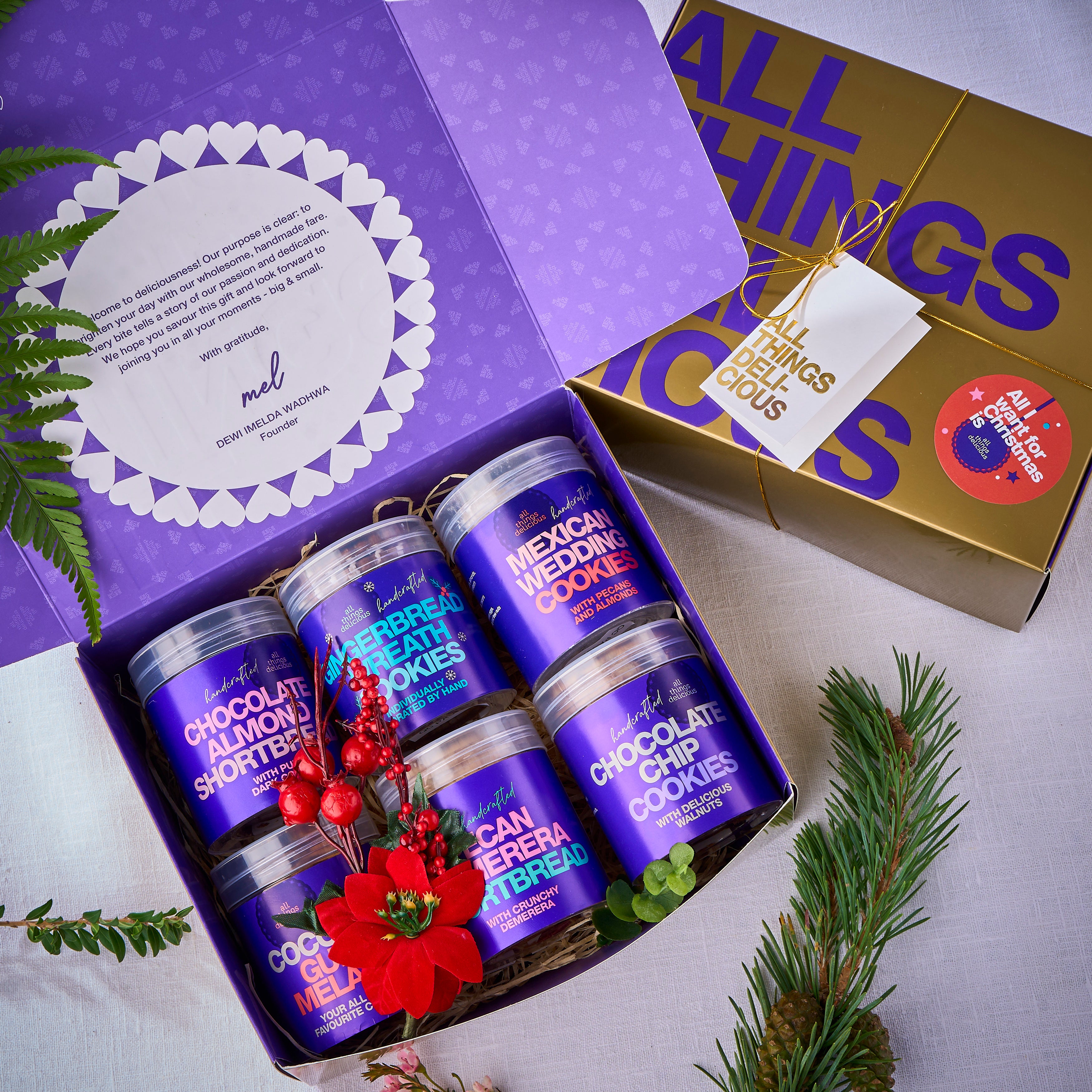 Holly Gift Box