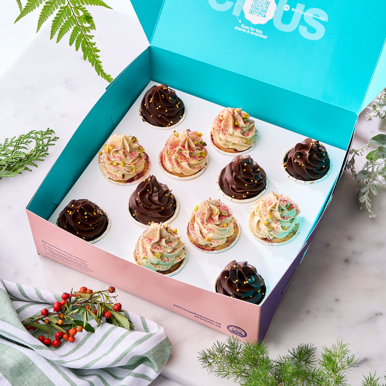 Mini Xmas Tree Cupcake (Box of 12)