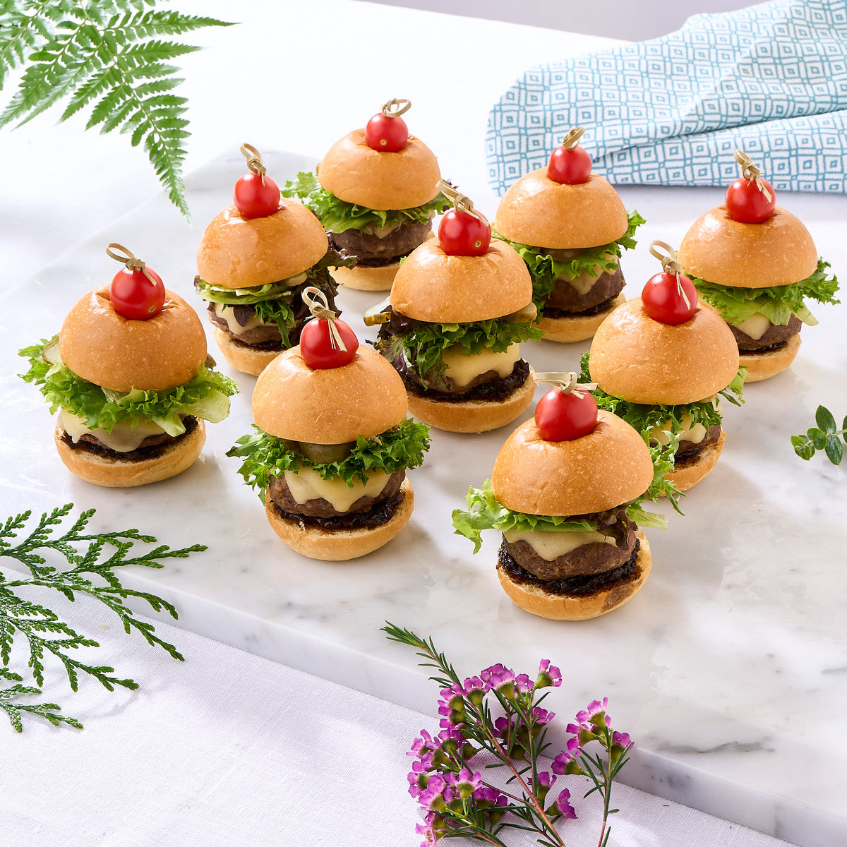 Cheeseburger Sliders (box of 9)