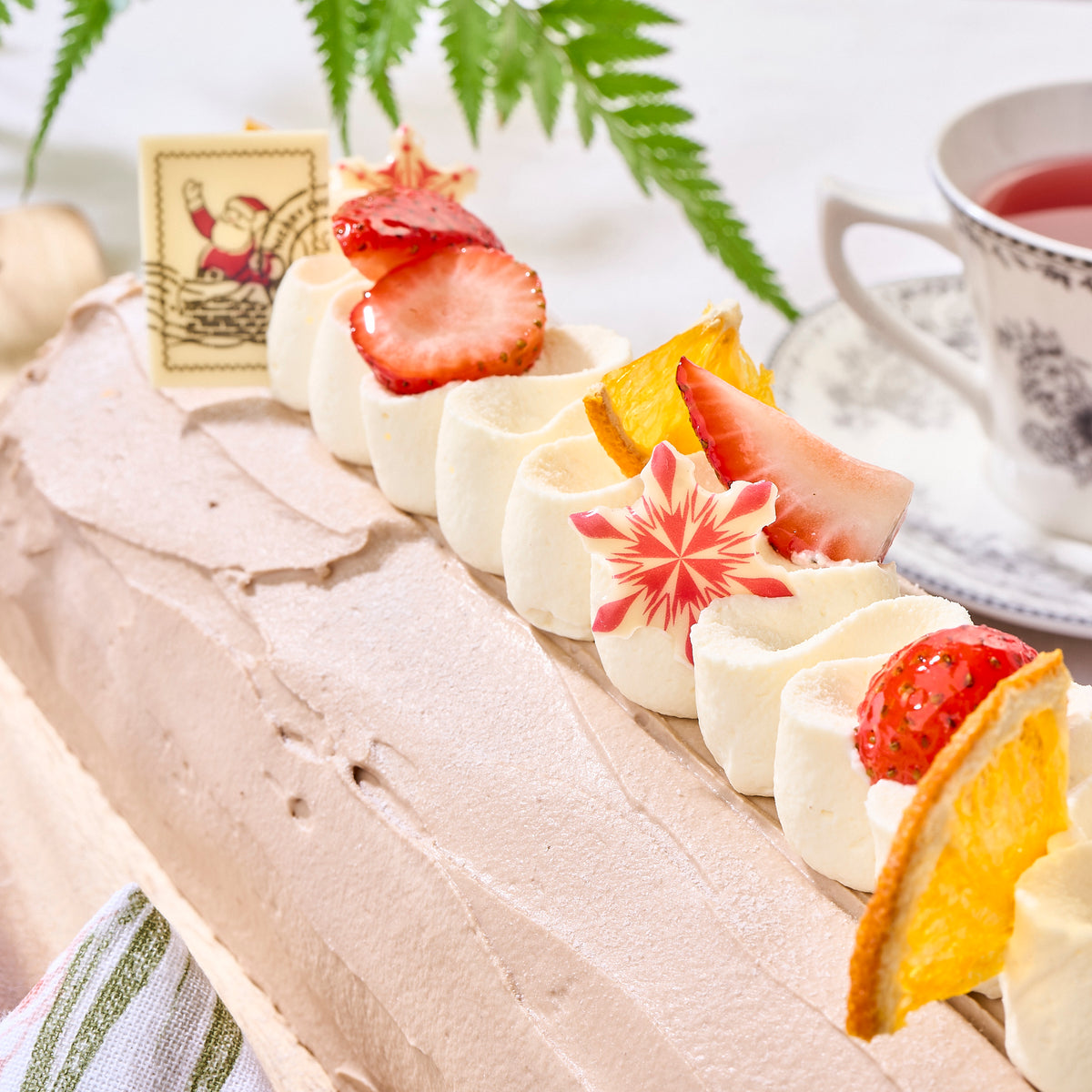 Earl Grey Strawberry Log Cake