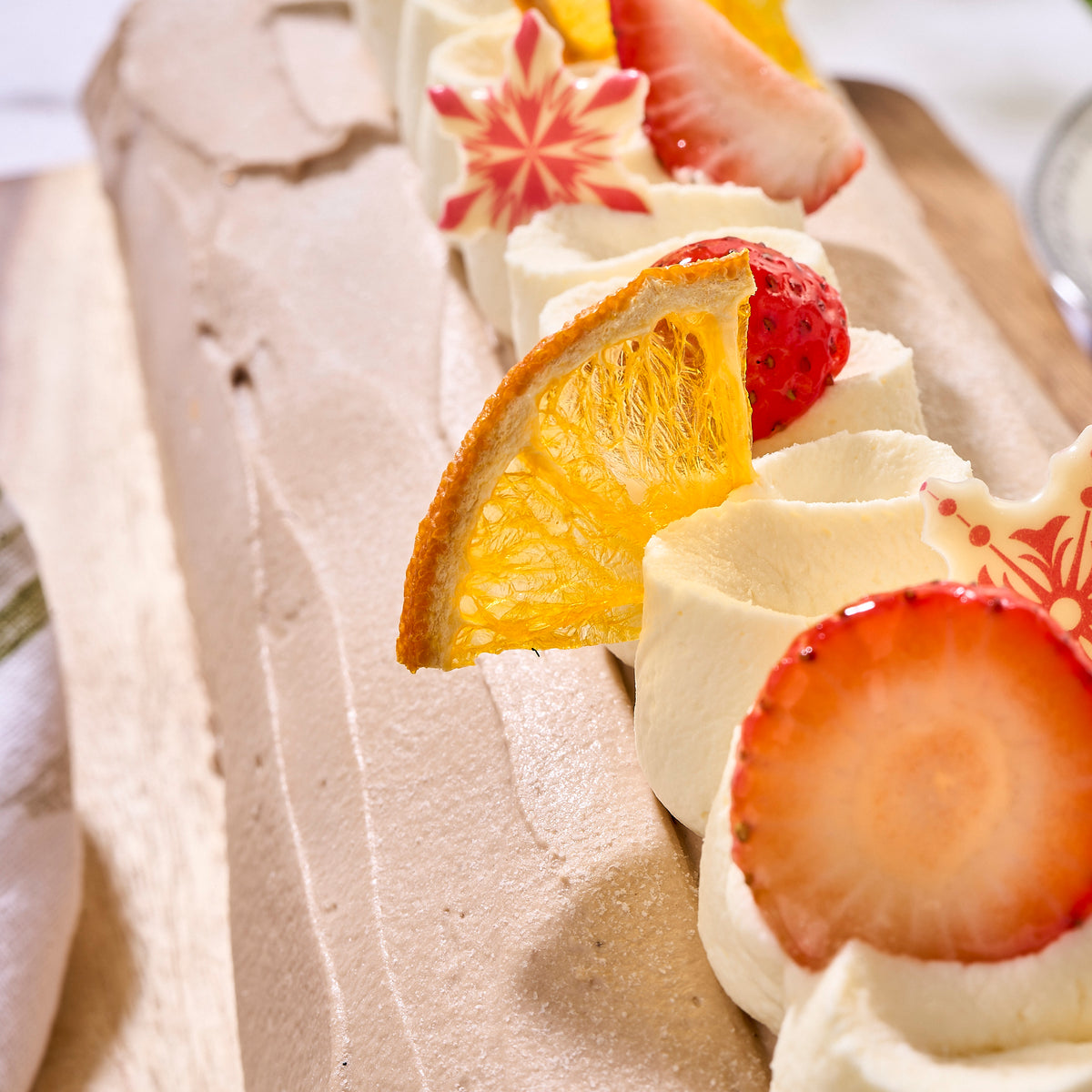 Earl Grey Strawberry Log Cake