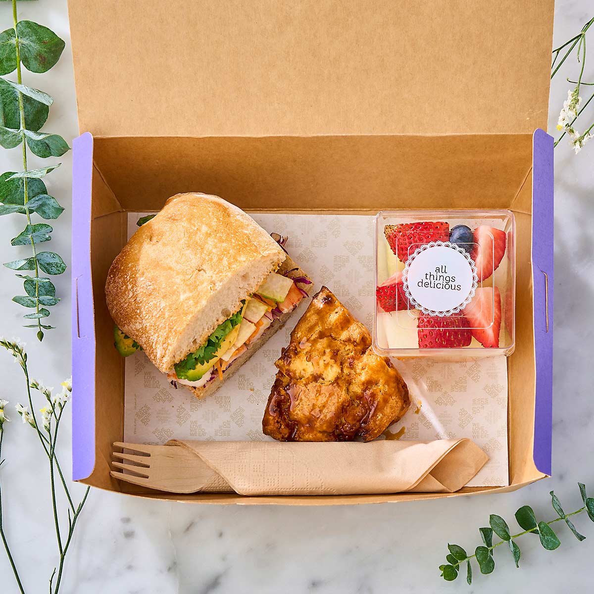 Individual Refreshment Box (with Premium Sandwich)