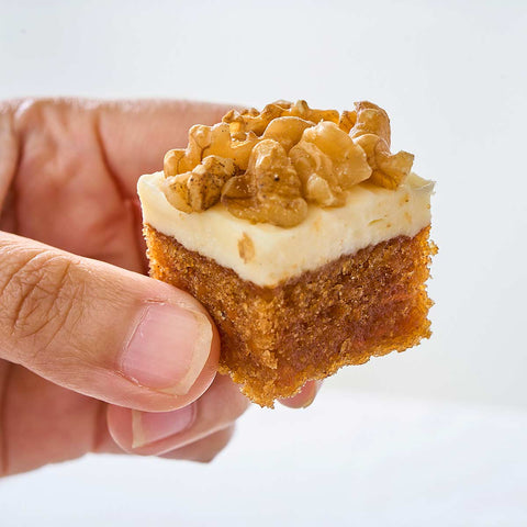 Mini Cakes (Box of 12)