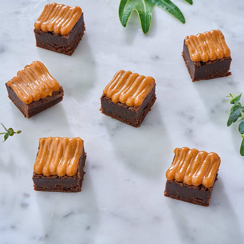 Mini Cakes (Box of 36)