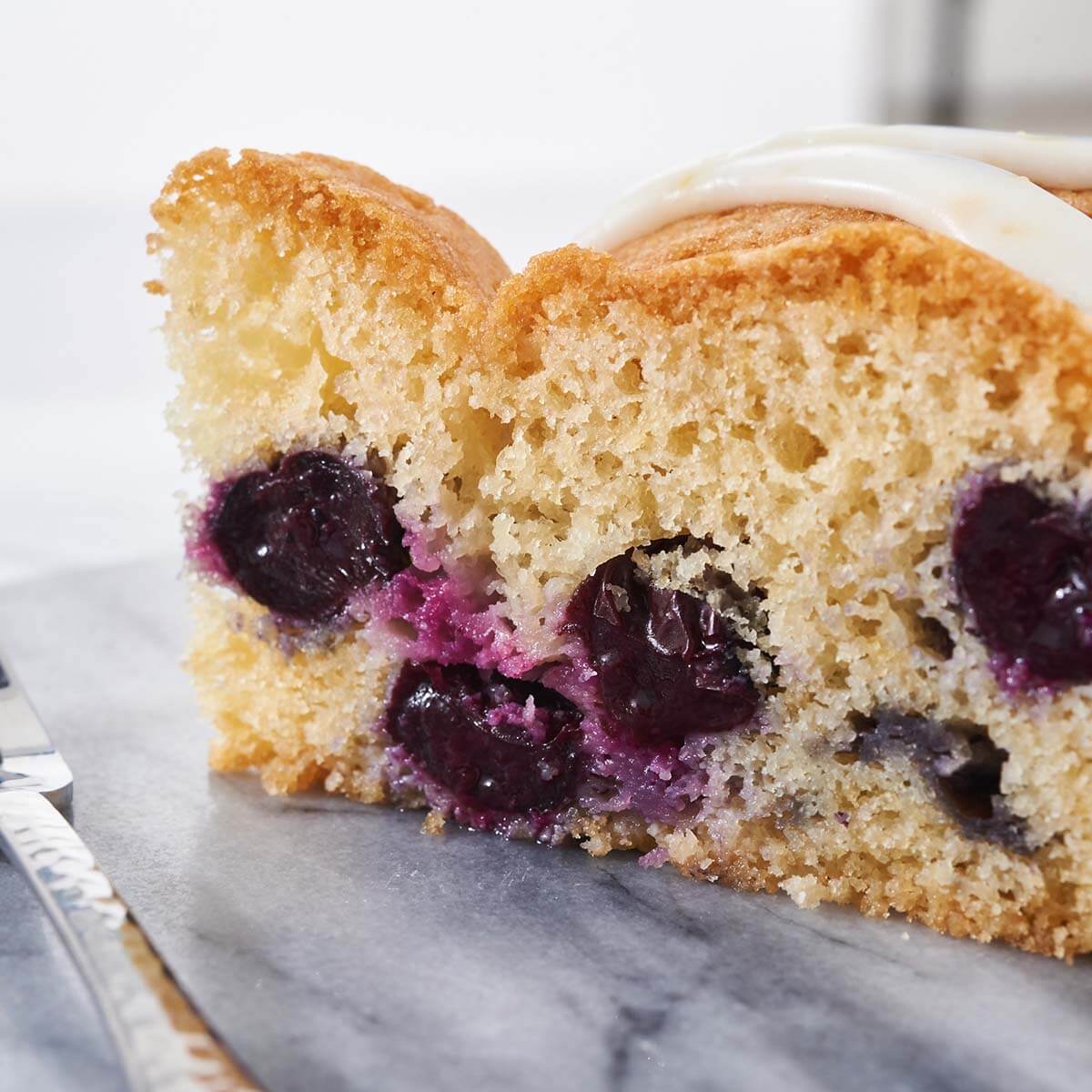 Blueberry Sponge with Lemon